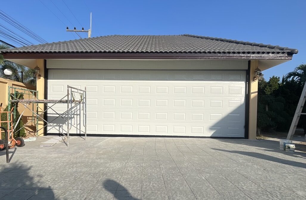 Installation photo of Garage Doors for Residential Projects in Chonburi by OZ DOOR