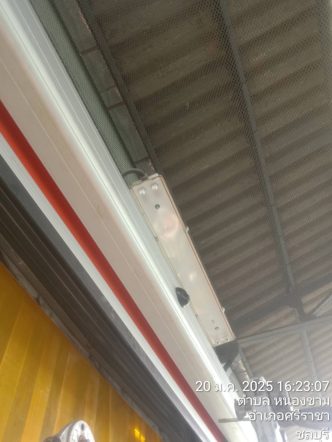 ภาพผลงานติดตั้งประตูไฮสปีด รุ่น Standard สำหรับโรงงานอุตสาหกรรม ที่ระยอง โดย OZ DOOR (6)