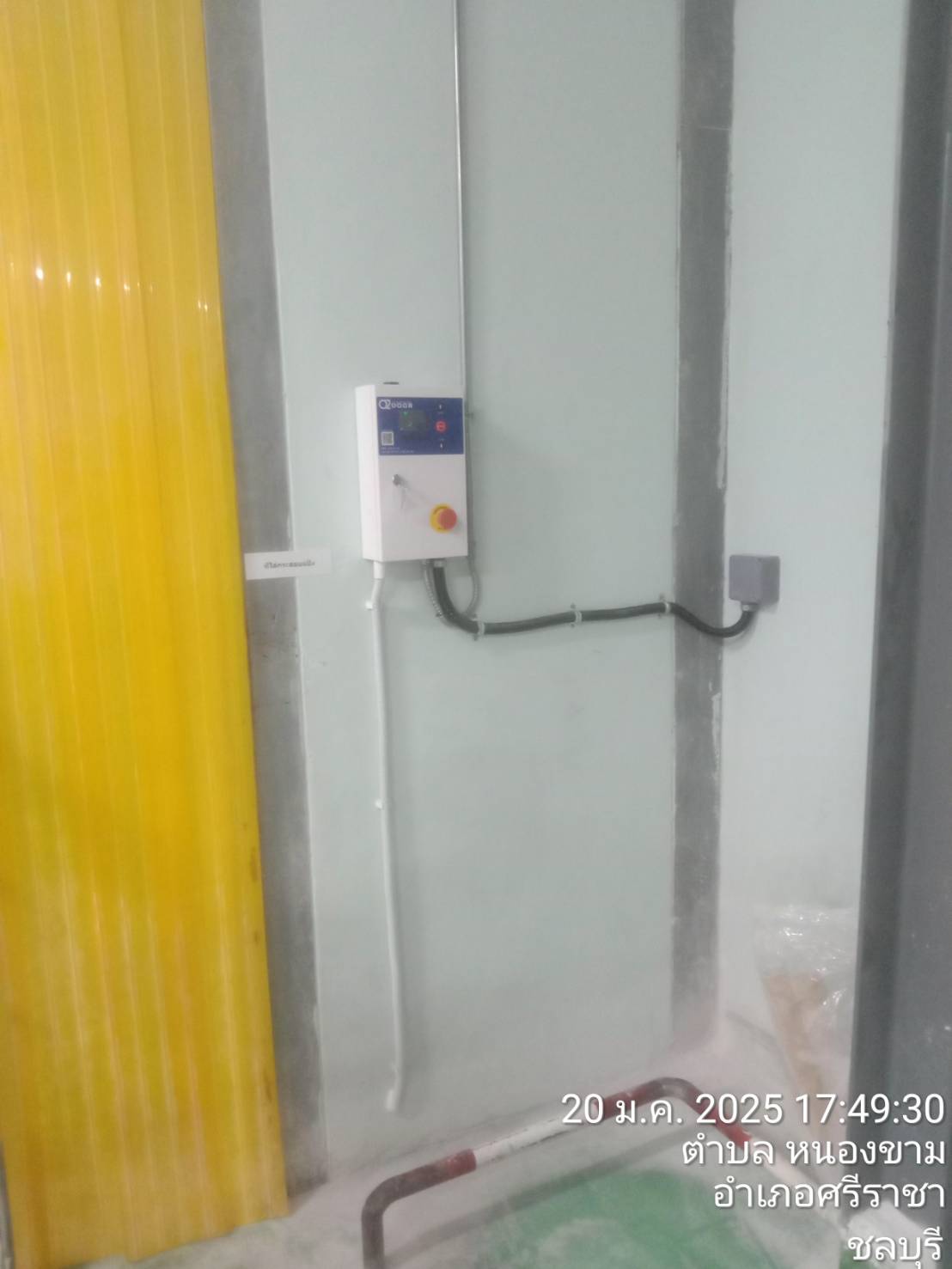 ภาพผลงานติดตั้งประตูไฮสปีด รุ่น Standard สำหรับโรงงานอุตสาหกรรม ที่ระยอง โดย OZ DOOR (8)