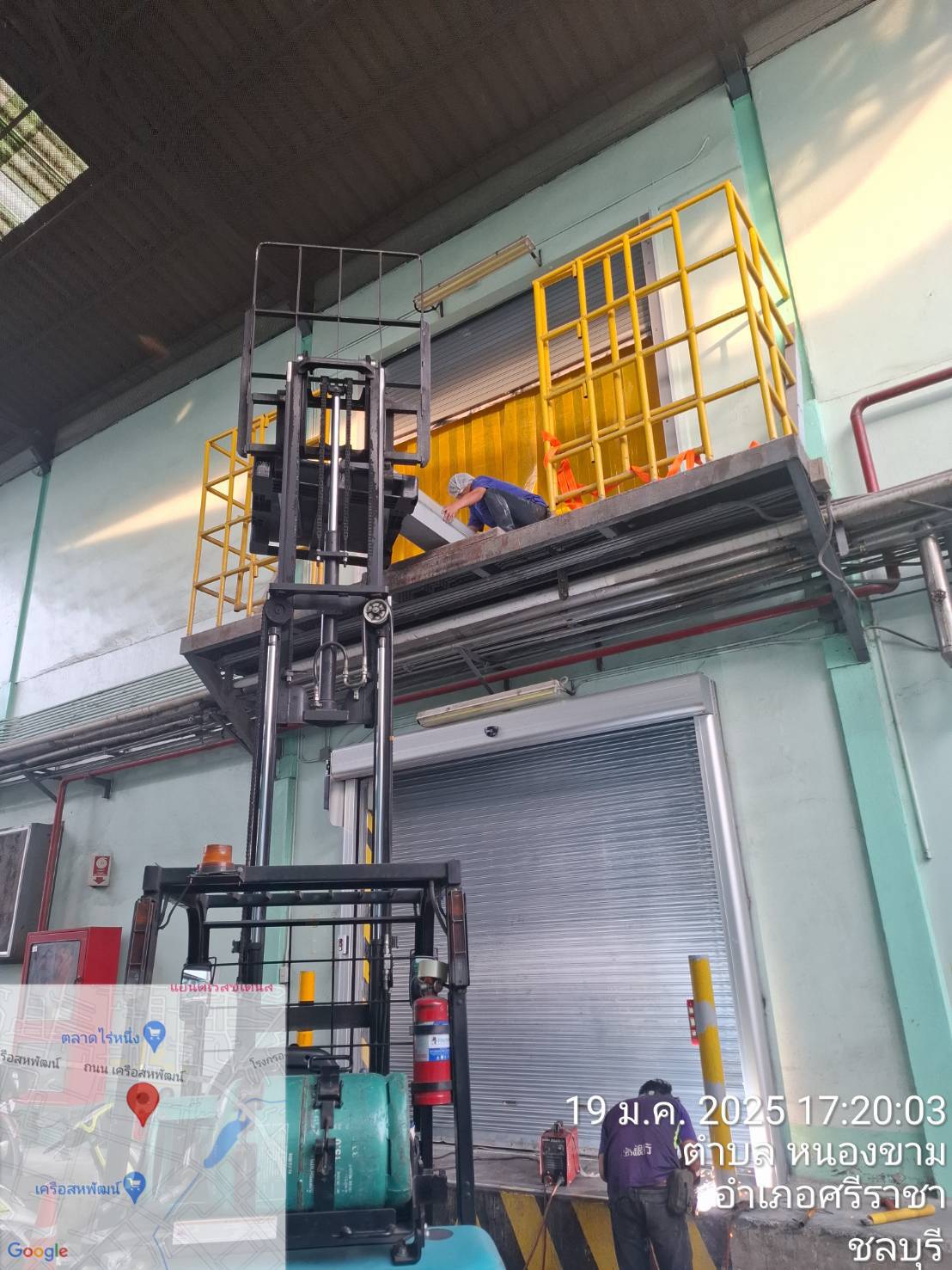 ภาพผลงานติดตั้งประตูไฮสปีด รุ่น Standard สำหรับโรงงานอุตสาหกรรม ที่ระยอง โดย OZ DOOR (13)