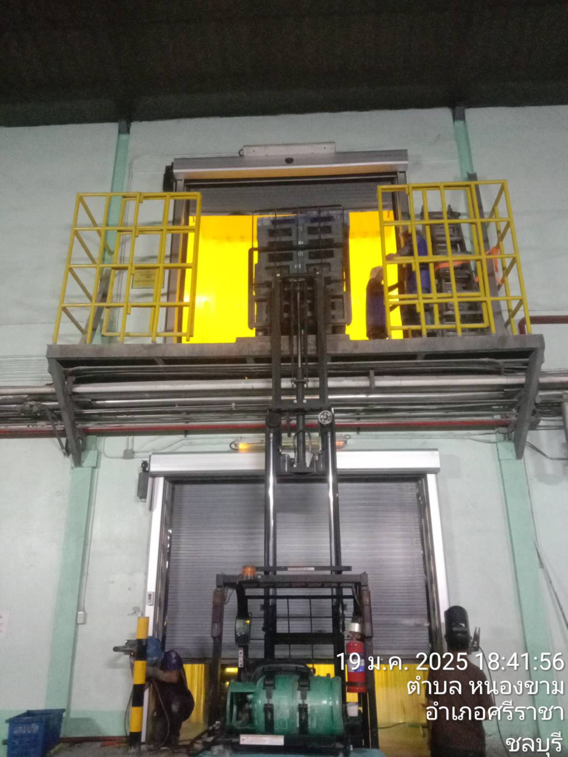 ภาพผลงานติดตั้งประตูไฮสปีด รุ่น Standard สำหรับโรงงานอุตสาหกรรม ที่ระยอง โดย OZ DOOR (15)