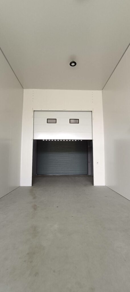 Installation photo of Industrial Doors for Manufacturing in Samut Prakan by OZ DOOR (3)