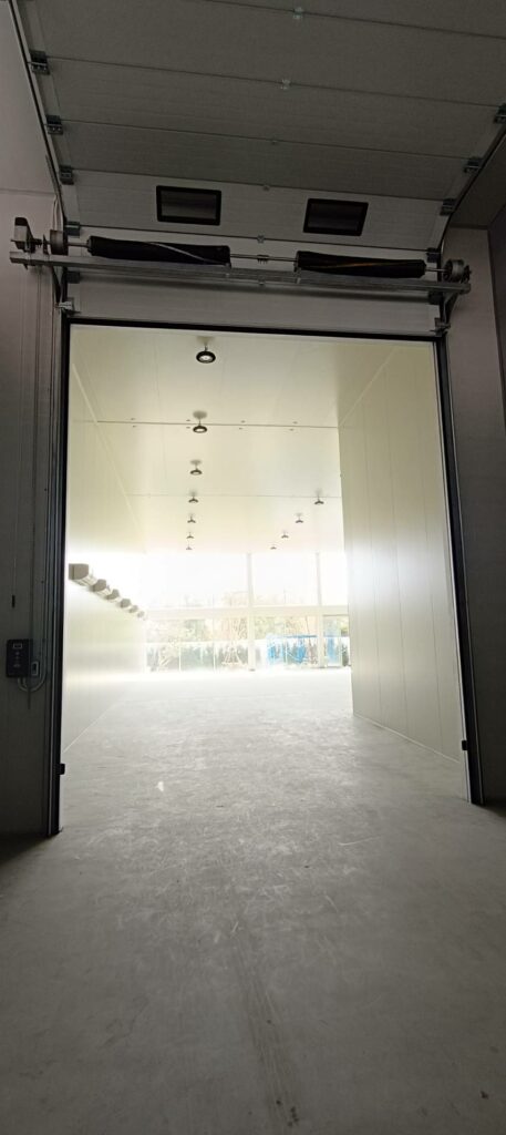 Installation photo of Industrial Doors for Manufacturing in Samut Prakan by OZ DOOR (5)