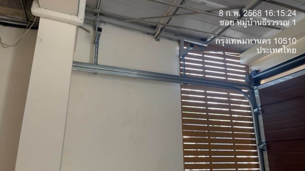 Installation photo of Garage Doors for Single House in Bangkok by OZ DOOR (7)
