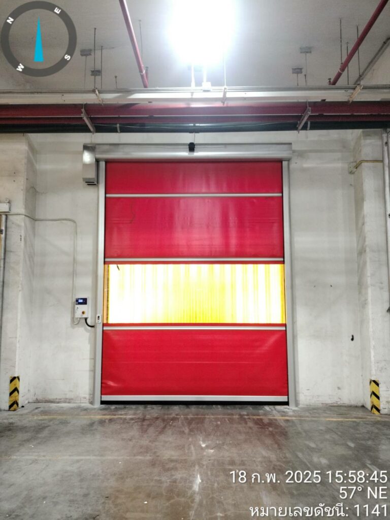 ภาพผลงานติดตั้งประตูไฮสปีด รุ่น Standard สำหรับโรงงานอุตสาหกรรม ที่กรุงเทพมหานคร โดย OZ DOOR
