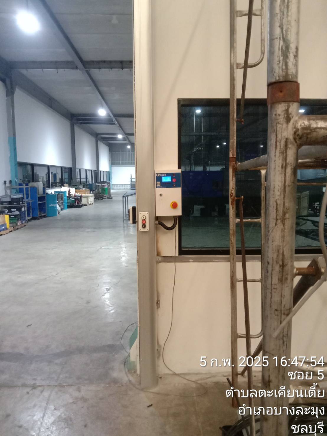 ภาพผลงานติดตั้งประตูไฮสปีด รุ่น Standard สำหรับโรงงานอุตสาหกรรม ที่นครปฐม โดย OZ DOOR (6)