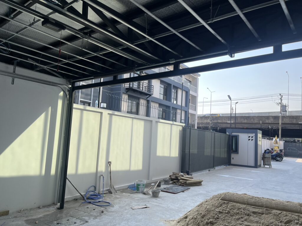 Installation photo of Garage Doors for Single House in Nonthaburi by OZ DOOR (7)