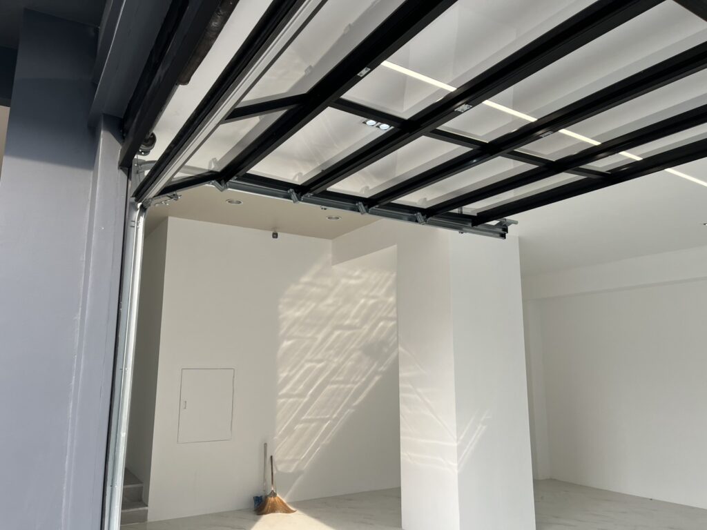 Installation photo of Garage Doors for Single House in Nonthaburi by OZ DOOR (15)