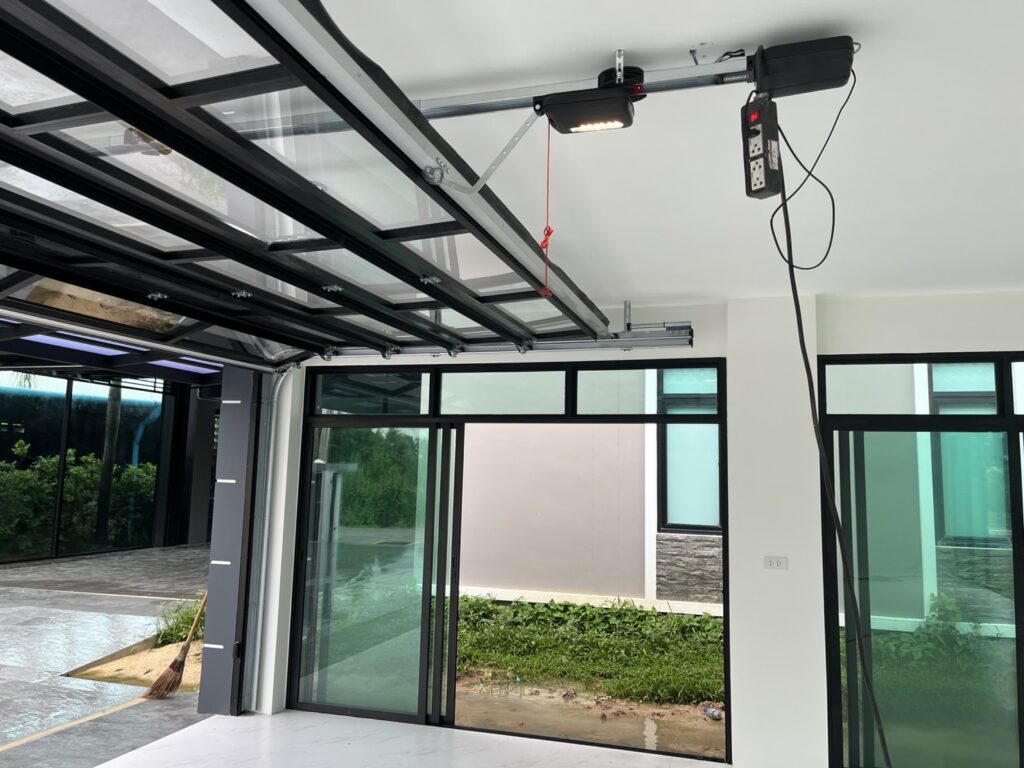 Installation photo of Garage Doors for Single House in Pathum Thani by OZ DOOR (5)