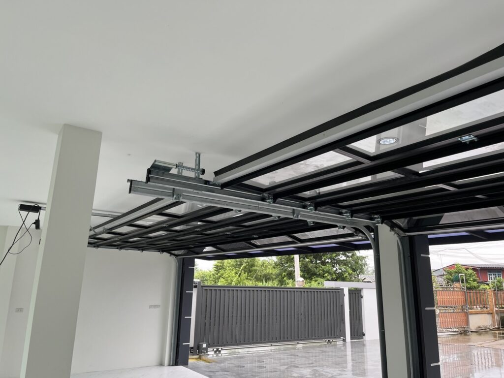Installation photo of Garage Doors for Single House in Pathum Thani by OZ DOOR (8)