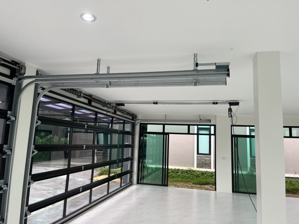 Installation photo of Garage Doors for Single House in Pathum Thani by OZ DOOR (19)