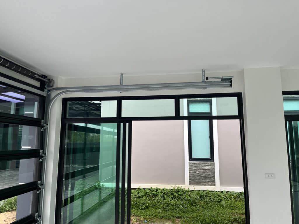 Installation photo of Garage Doors for Single House in Pathum Thani by OZ DOOR (20)