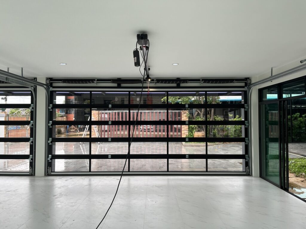 Installation photo of Garage Doors for Single House in Pathum Thani by OZ DOOR (22)