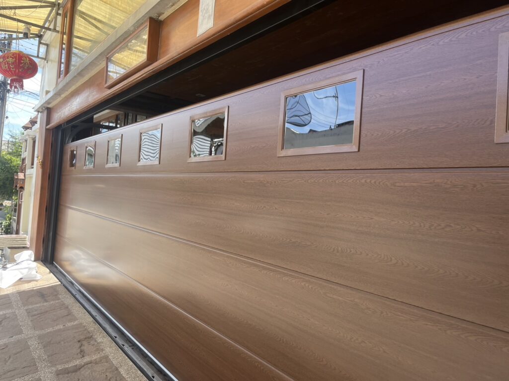 Installation photo of Garage Doors for Single House in Chonburi by OZ DOOR (2)