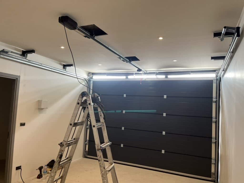 Installation photo of Garage Doors for Single House in Phuket by OZ DOOR (4)