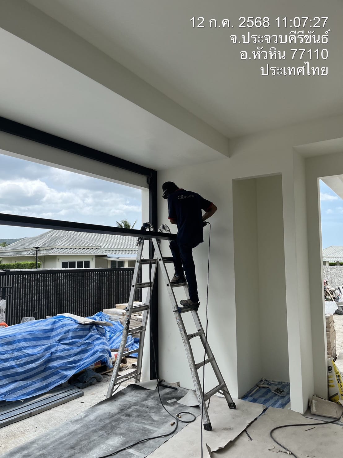 Installation photo of Garage Doors for Residential Projects in Chonburi by OZ DOOR (4)