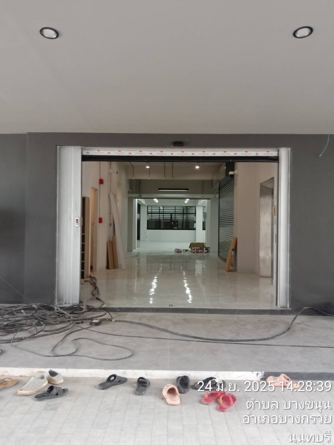 ภาพผลงานติดตั้งประตูไฮสปีด รุ่น Standard สำหรับโรงงานอุตสาหกรรม ที่กรุงเทพมหานคร โดย OZ DOOR (4)