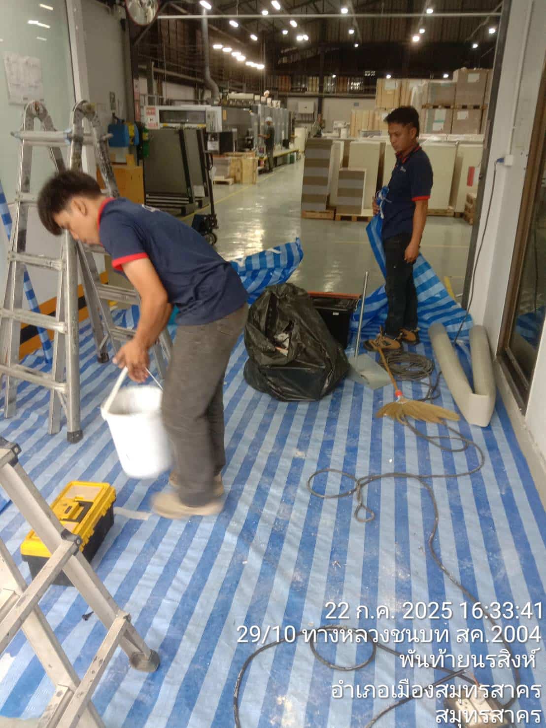 ภาพผลงานติดตั้งประตูไฮสปีด รุ่น Standard สำหรับโรงงานอุตสาหกรรม ที่สมุทรสาคร โดย OZ DOOR (14)