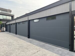 Read more about the article ประตูโรงรถ|Garage Door|Sahara Grey