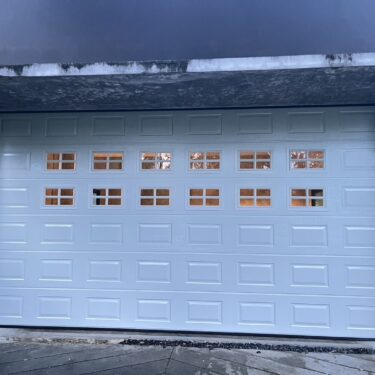 ประตูโรงรถ|Garage Door|Classic white