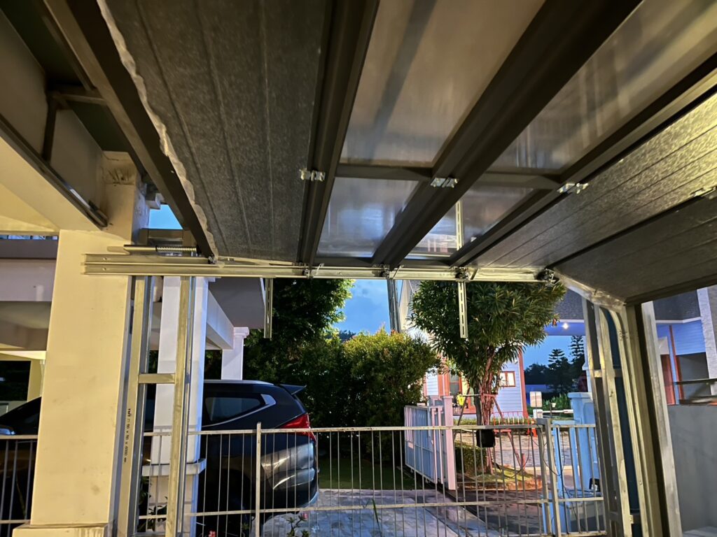 Installation photo of Garage Doors for Single House in Bangkok by OZ DOOR (3)