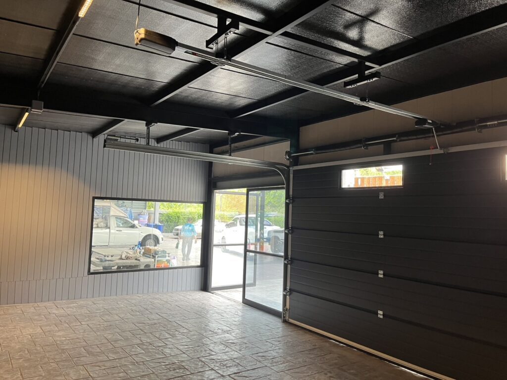 Installation photo of Garage Doors for Single House in Bangkok by OZ DOOR (12)