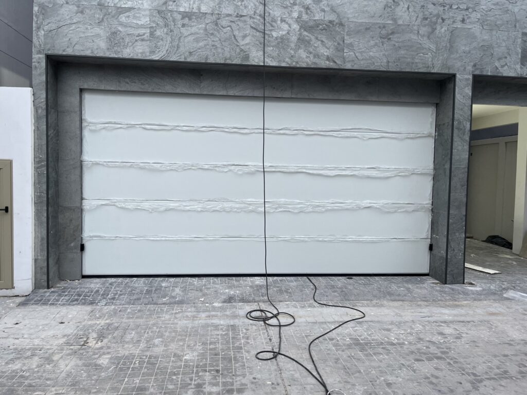 Installation photo of Garage Doors for Single House in Bangkok by OZ DOOR (15)