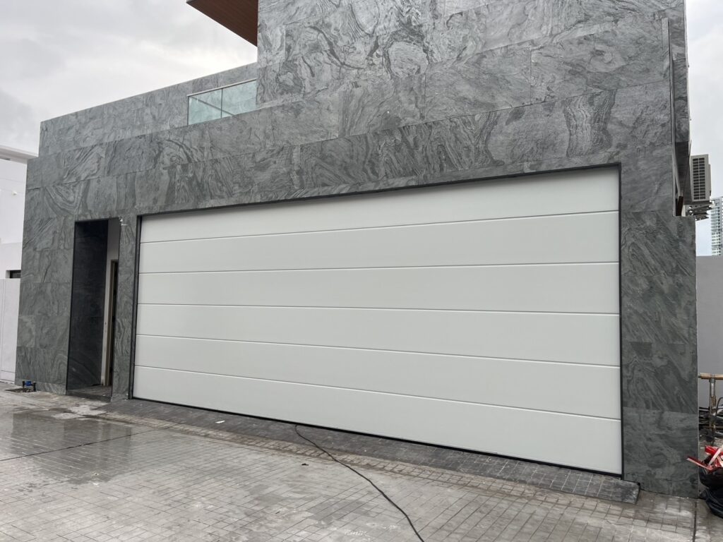 Installation photo of Garage Doors for Single House in Bangkok by OZ DOOR (17)