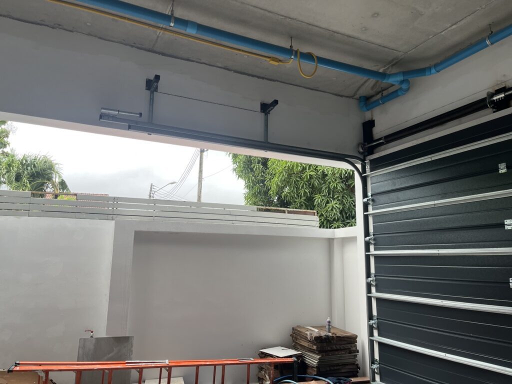 Installation photo of Garage Doors for Single House in Phuket by OZ DOOR (3)