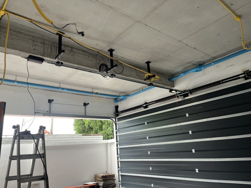 Installation photo of Garage Doors for Single House in Phuket by OZ DOOR (4)
