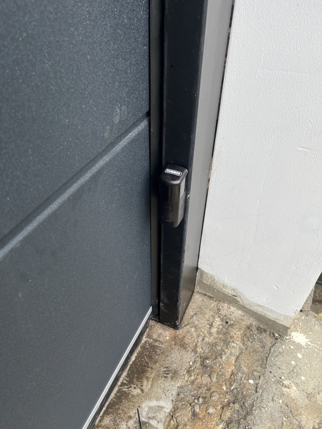 Installation photo of Garage Doors for Single House in Phuket by OZ DOOR (7)