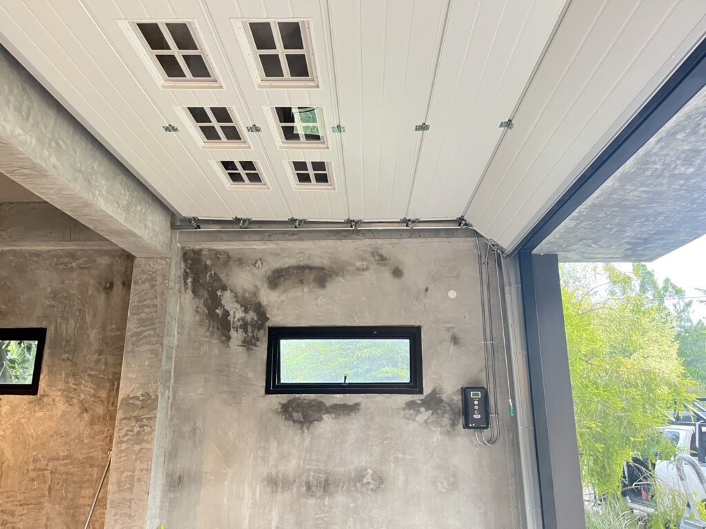 Installation photo of Garage Doors for Residential Projects in Bangkok by OZ DOOR (8)