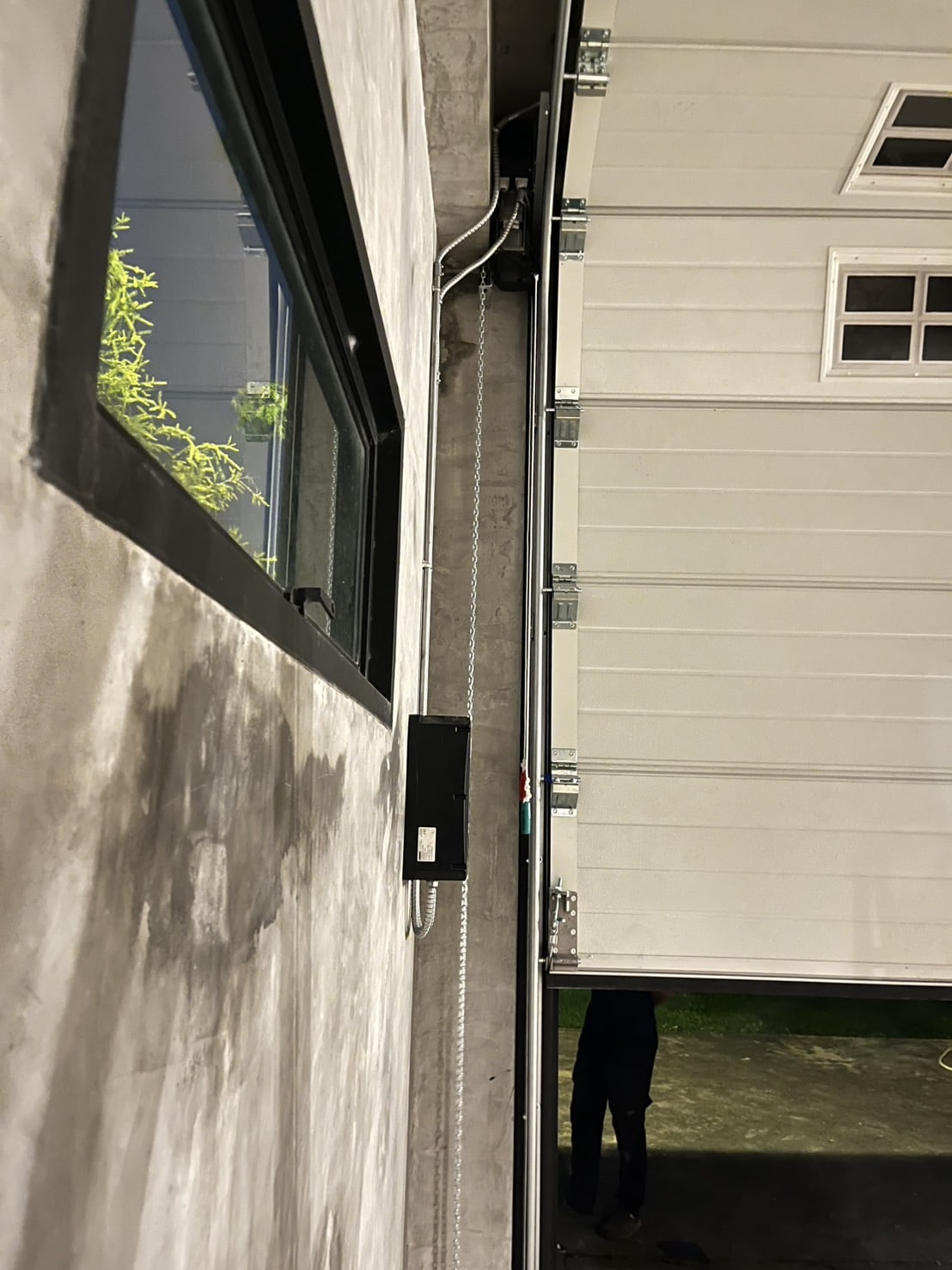 Installation photo of Garage Doors for Residential Projects in Bangkok by OZ DOOR (12)