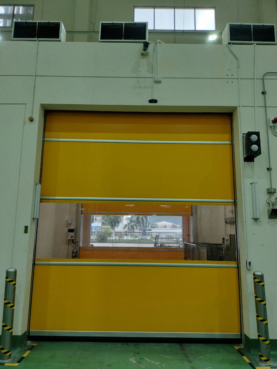 ภาพผลงานติดตั้งประตูไฮสปีด รุ่น Standard สำหรับคลีนรูมและ GMP ที่สระบุรี โดย OZ DOOR (5)