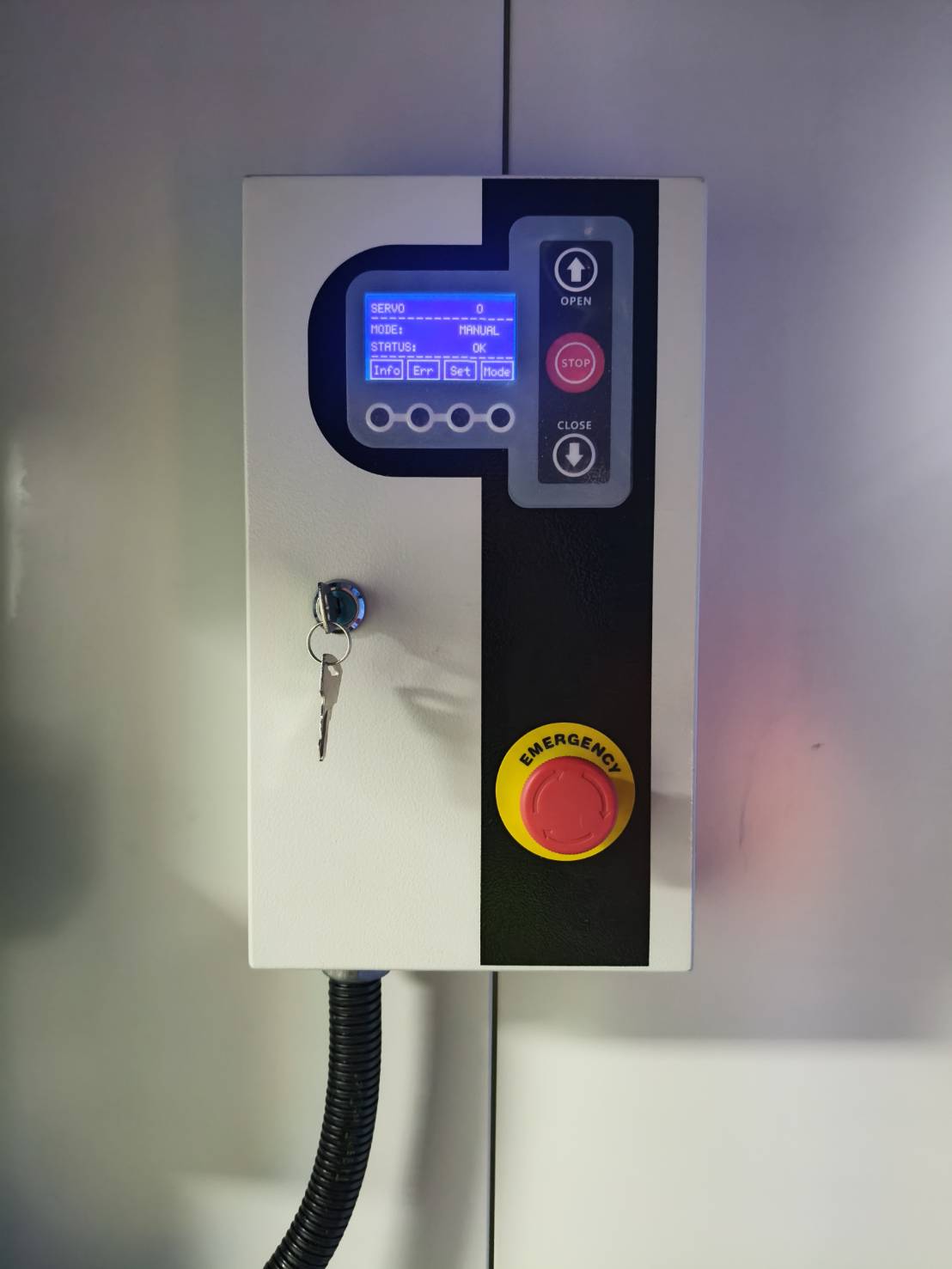 ภาพผลงานติดตั้งประตูไฮสปีด รุ่น Standard สำหรับอาหารและเครื่องดื่ม ที่กรุงเทพมหานคร โดย OZ DOOR (9)