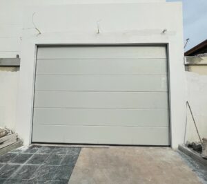 Read more about the article ประตูโรงรถ|Garage Door|Smoot White