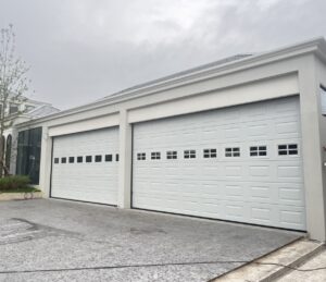 Read more about the article ประตูโรงรถ|Garage Door|Classic White