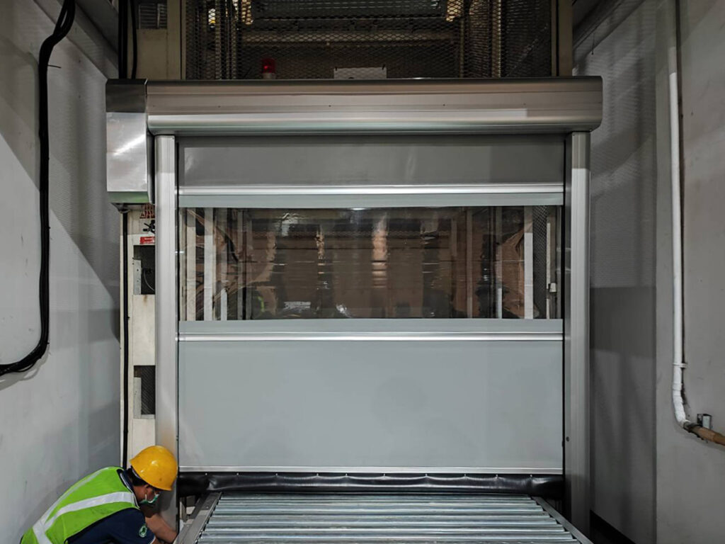 ผ้าใบ PVC สีเทาประตูไฮสปีด สีกลางซ่อนฝุ่นและคราบได้ดี