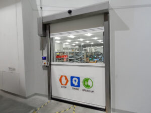 ตัวเลือกฝาครอบสแตนเลสของประตูไฮสปีดแบบพับ โดย OZ Door Thailand