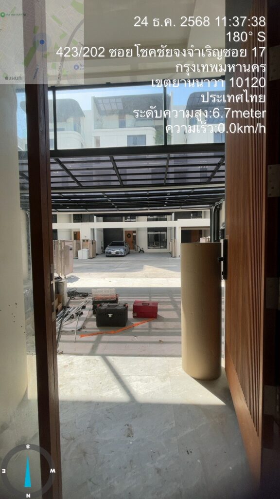 Installation photo of Garage Doors for Single House in Bangkok by OZ DOOR (9)