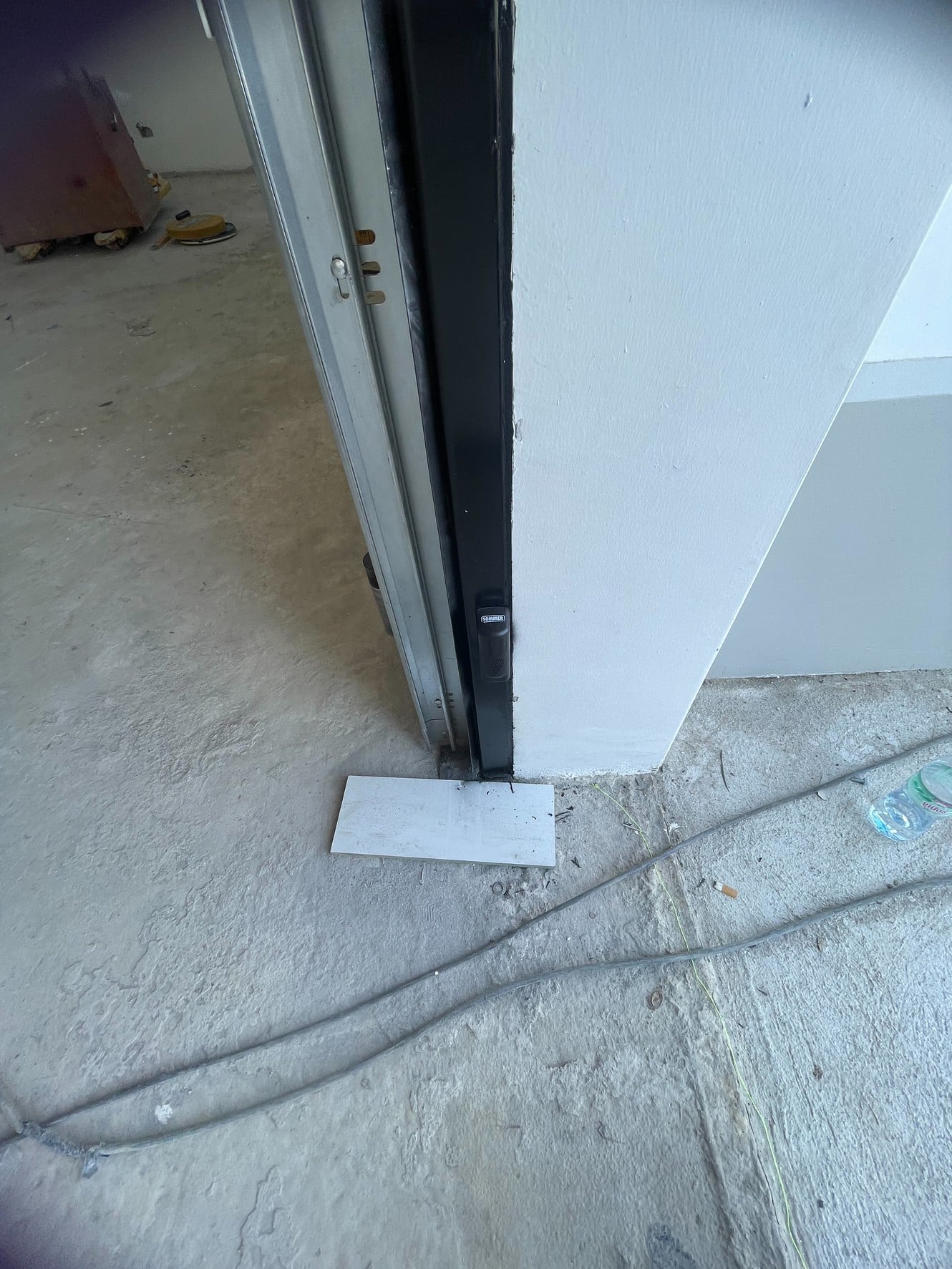 Installation photo of Garage Doors for Single House in Chiang Mai by OZ DOOR (10)