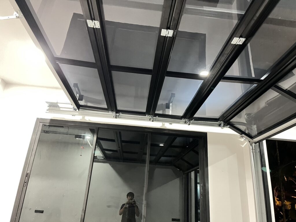 Installation photo of Garage Doors for Single House in Chumphon by OZ DOOR (8)