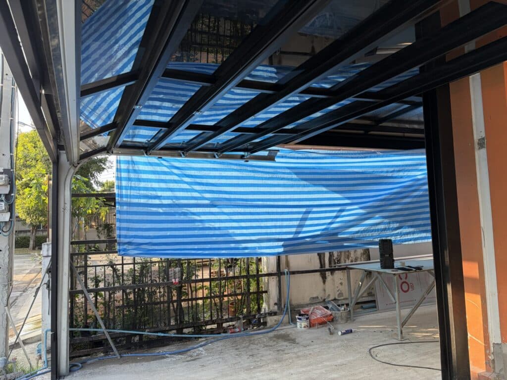 Installation photo of Garage Doors for Single House in Nonthaburi by OZ DOOR (14)