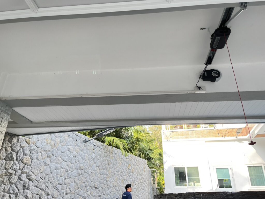 Installation photo of Garage Doors for Single House in Phuket by OZ DOOR (17)