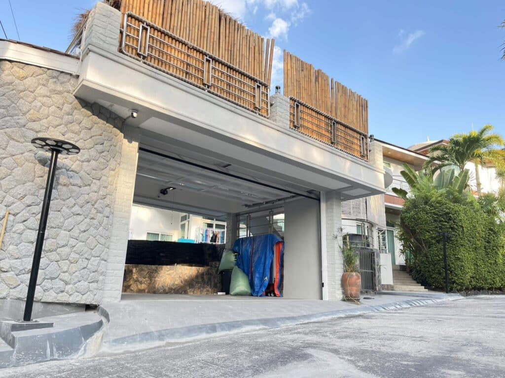 Installation photo of Garage Doors for Single House in Phuket by OZ DOOR (22)