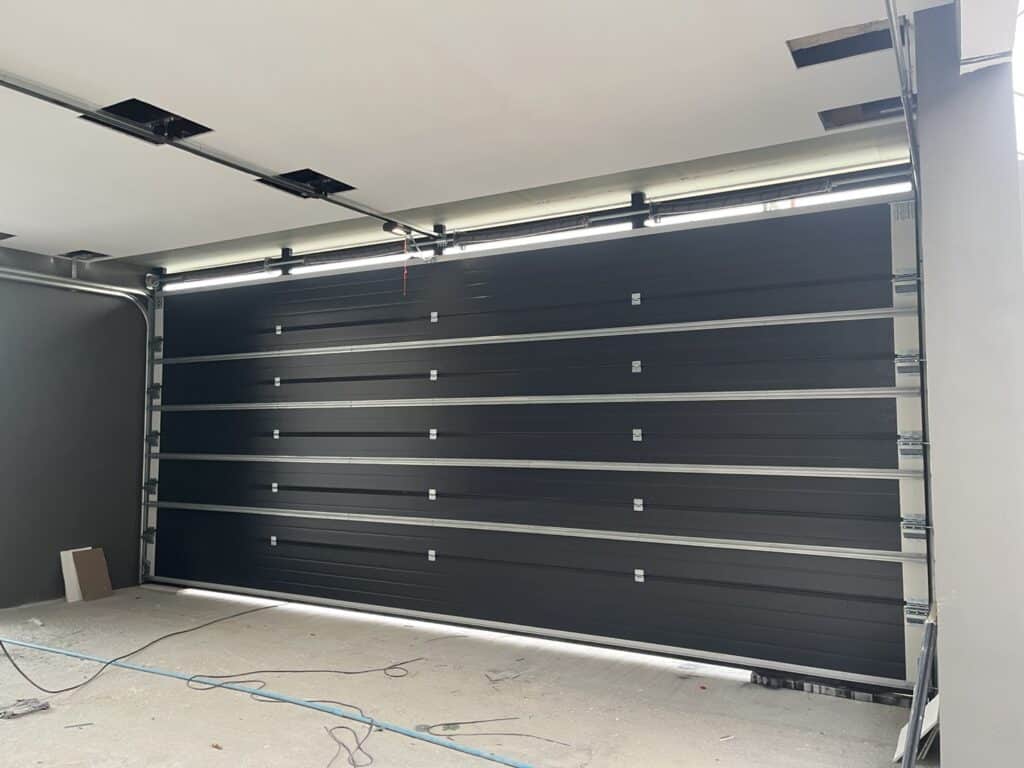Installation photo of Garage Doors for Single House in Chiang Mai by OZ DOOR (2)