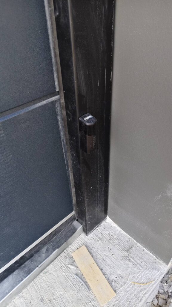 Installation photo of Garage Doors for Single House in Chiang Mai by OZ DOOR (8)