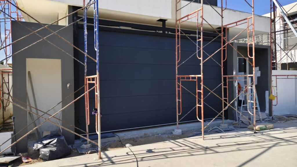 Installation photo of Garage Doors for Single House in Chiang Mai by OZ DOOR (10)