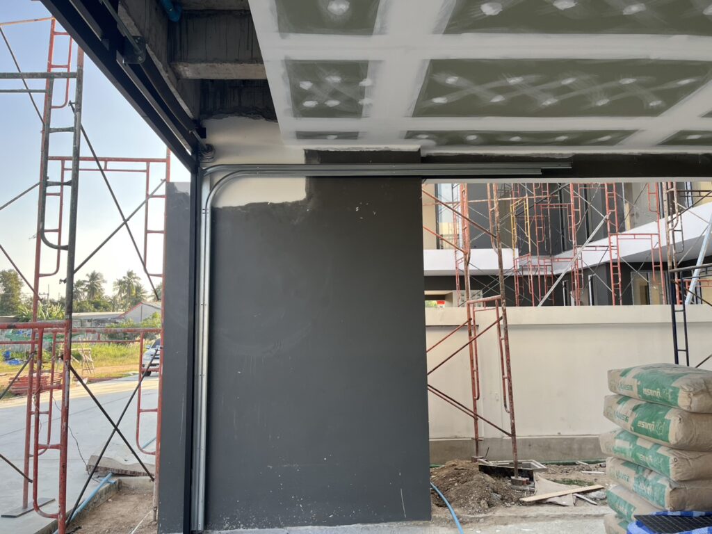 Installation photo of Garage Doors for Single House in Chiang Mai by OZ DOOR (11)