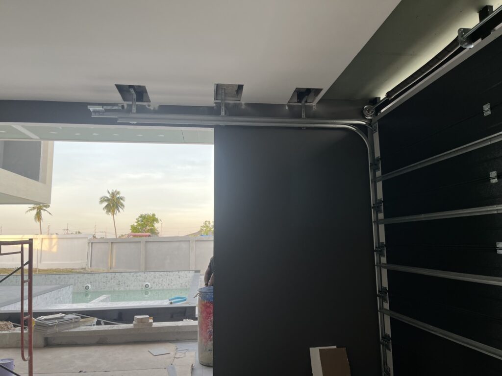 Installation photo of Garage Doors for Single House in Chiang Mai by OZ DOOR (16)